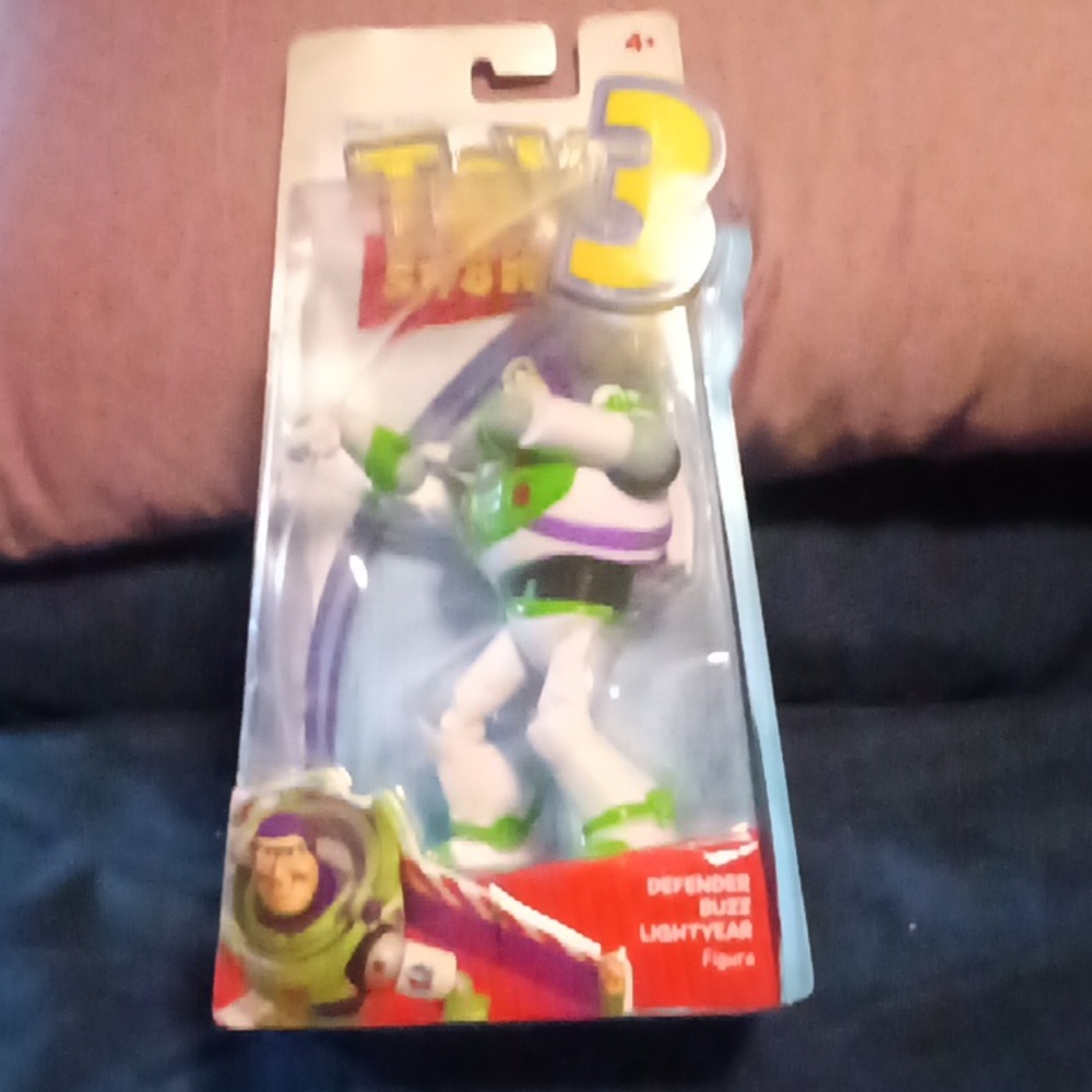 Buzz Lightyear Defender Figure